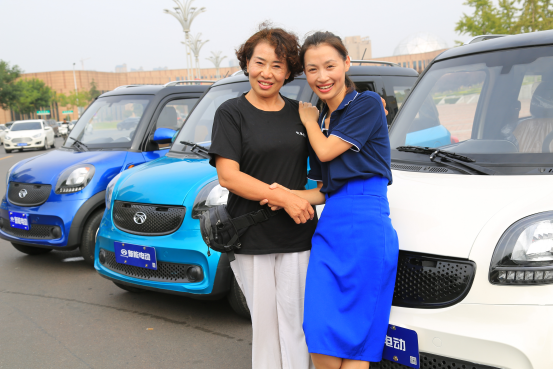 新能源汽車廣告宣傳片殺青368